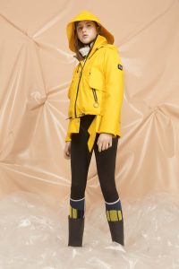 6 DGW010 WOMAN RAIN JACKET 7