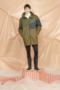 DGM008 MAN RAIN PARKA