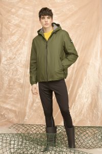 DGM002 MAN RAIN K-WAY