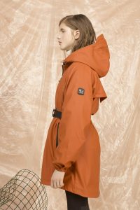 DGW005 WOMAN RAIN PARKA