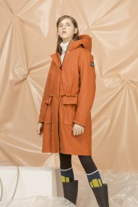 DGW007 WOMAN RAIN PARKA